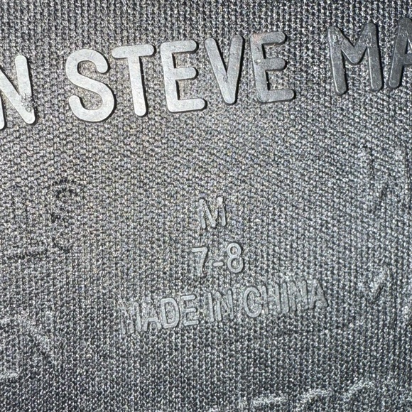 Steve Madden Black Lola fabric Ruffle Embellished Sequin Thong Sandal". 7-8 - Picture 8 of 8